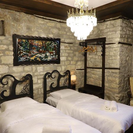 Vila Art Berat Castle Exterior photo